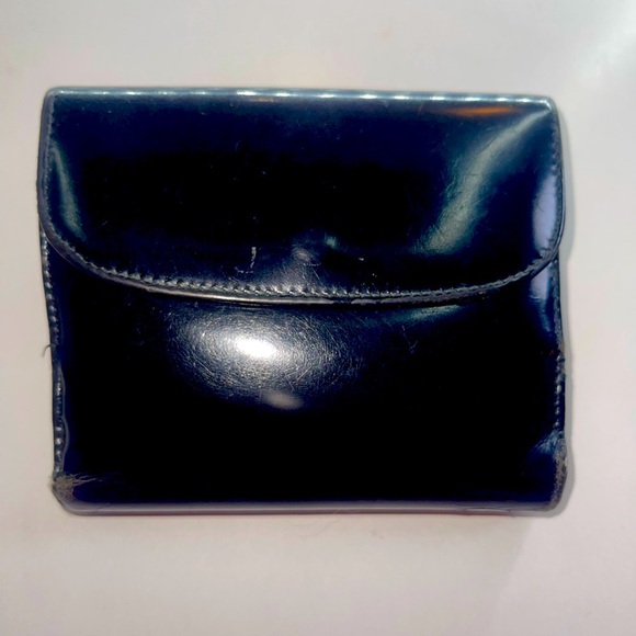 Gucci Wallet Unisex Patent Leather Double Snap Bifold with Gold G Clip Compact - Picture 2 of 10